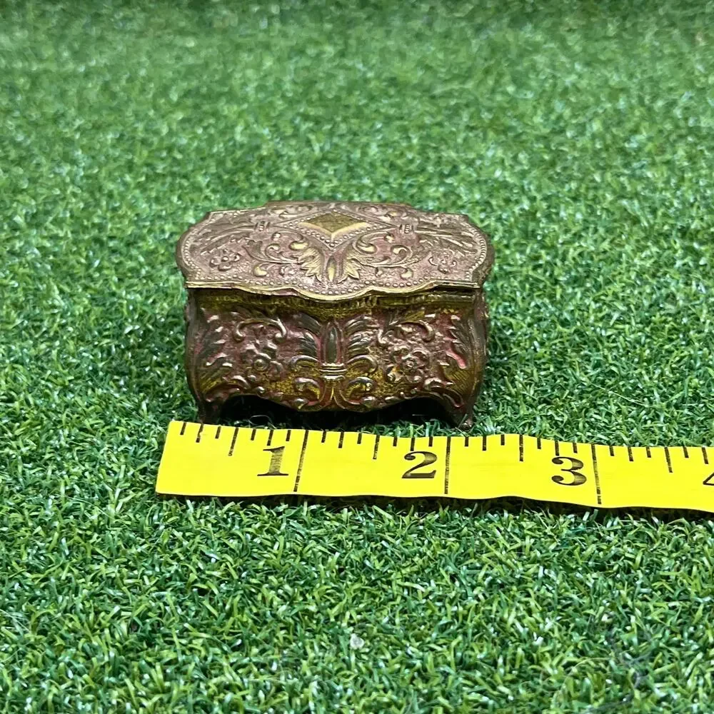 Vintage Ardalt Gold Tone Footed Metal Jewelry Trinket Box Japan